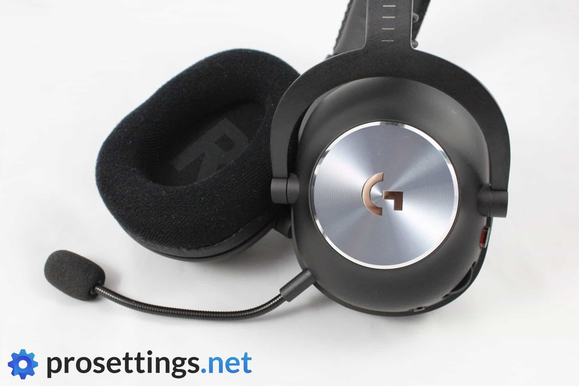 Best Headset for Rainbow Six Siege [75 Pro Players, Sep 2025]