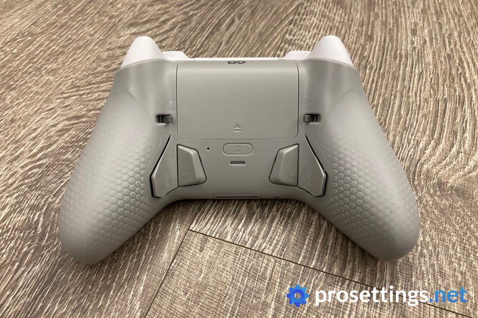 Scuf Instinct Pro - back of controller with paddles