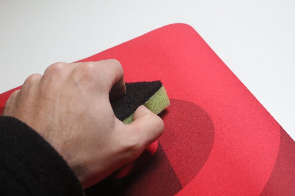 How to clean a mousepad guide - use soft sponges and cloths, not the abrasive parts