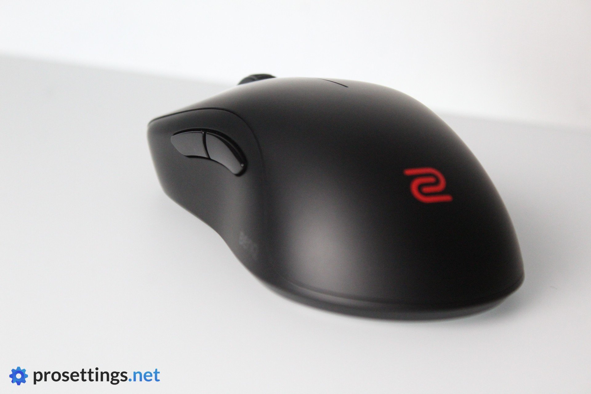 ZOWIE U2-DW Review - ProSettings.net