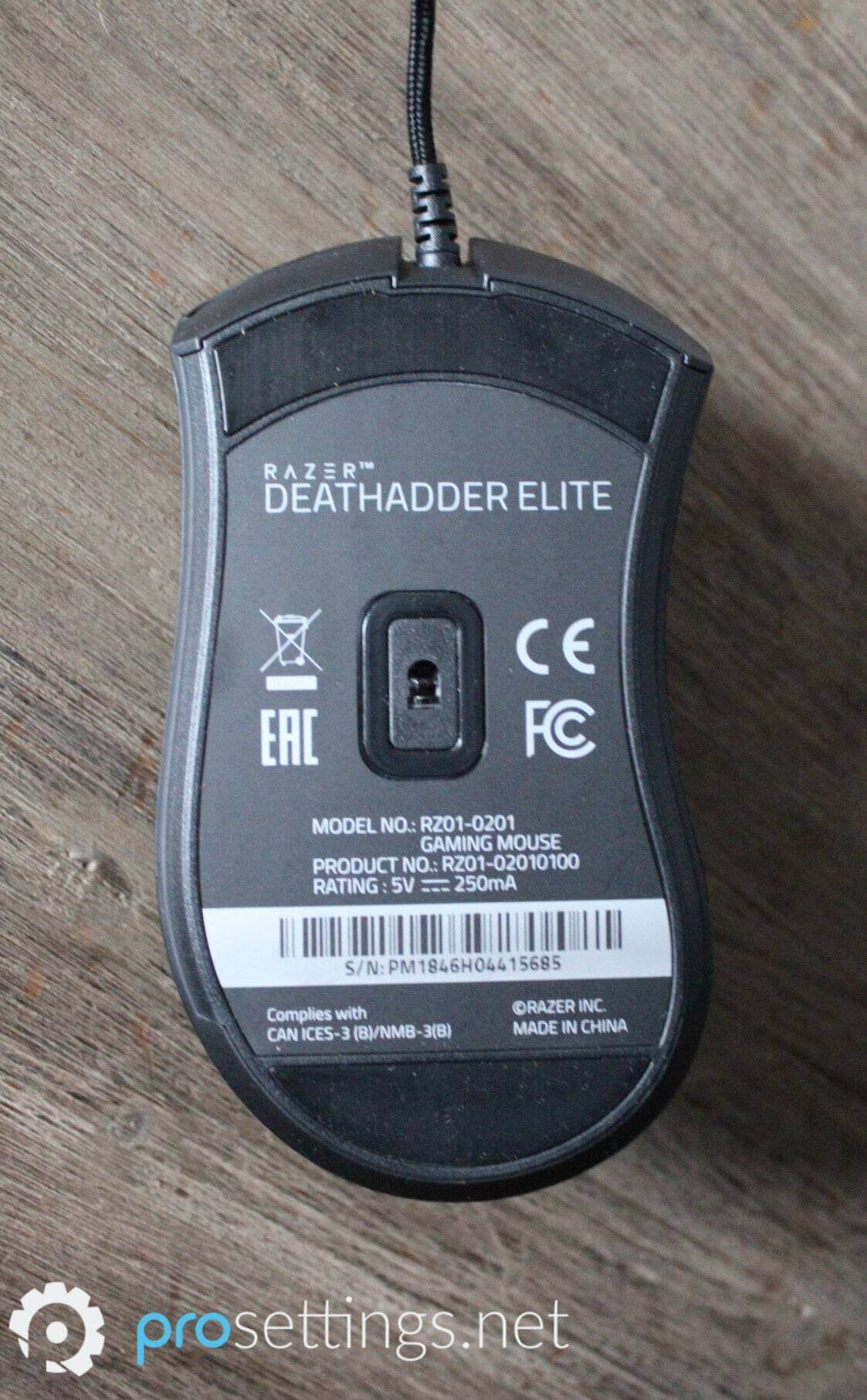 Razer Deathadder Elite Review Mouse Bottom