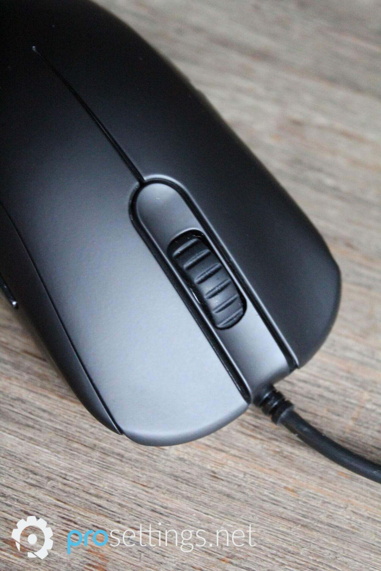 Zowie ZA12 Review Mouse Buttons and Scroll