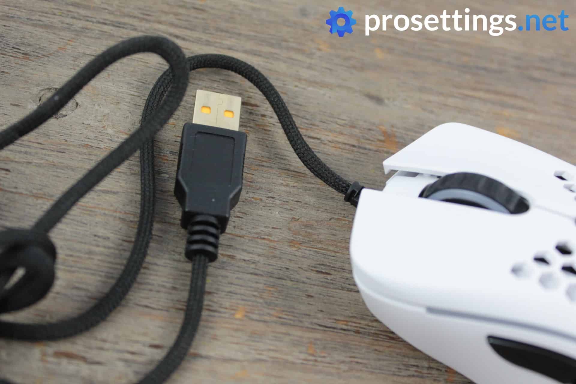 Glorious Model D Mouse Review Cable