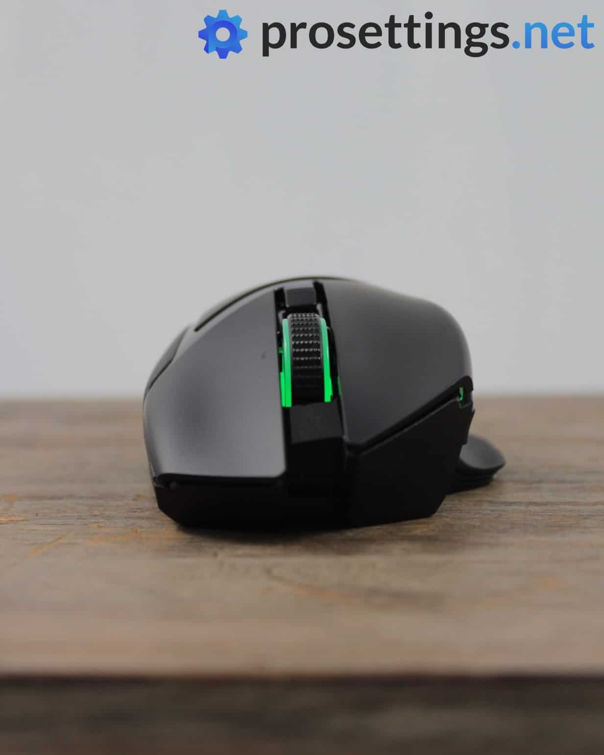 Razer Basilisk Ultimate Review Mouse Frontview