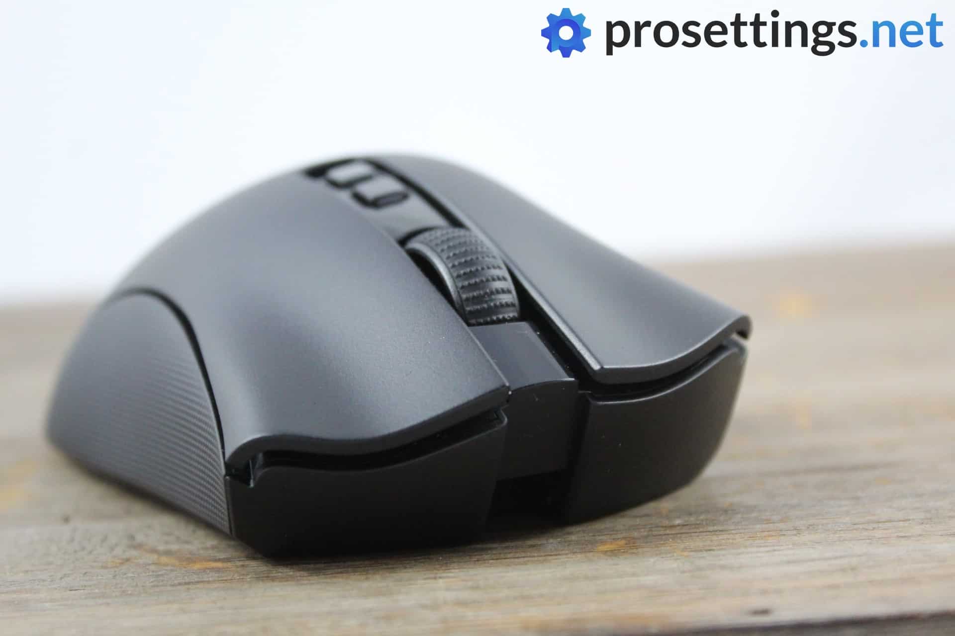 Razer DeathAdder V2 Pro Review Buttons and Scroll