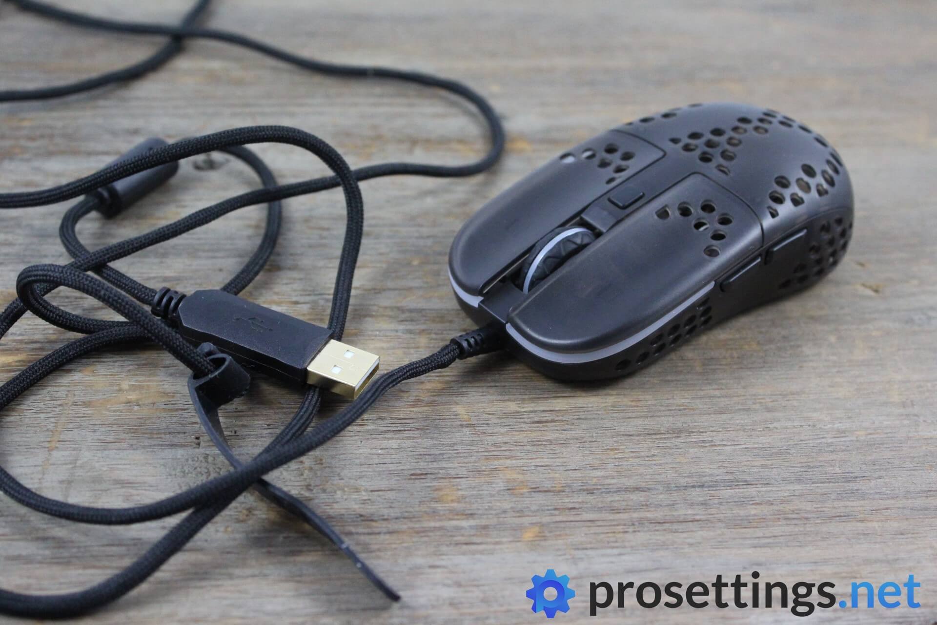 Xtrfy MZ1 Review Quality & Cable