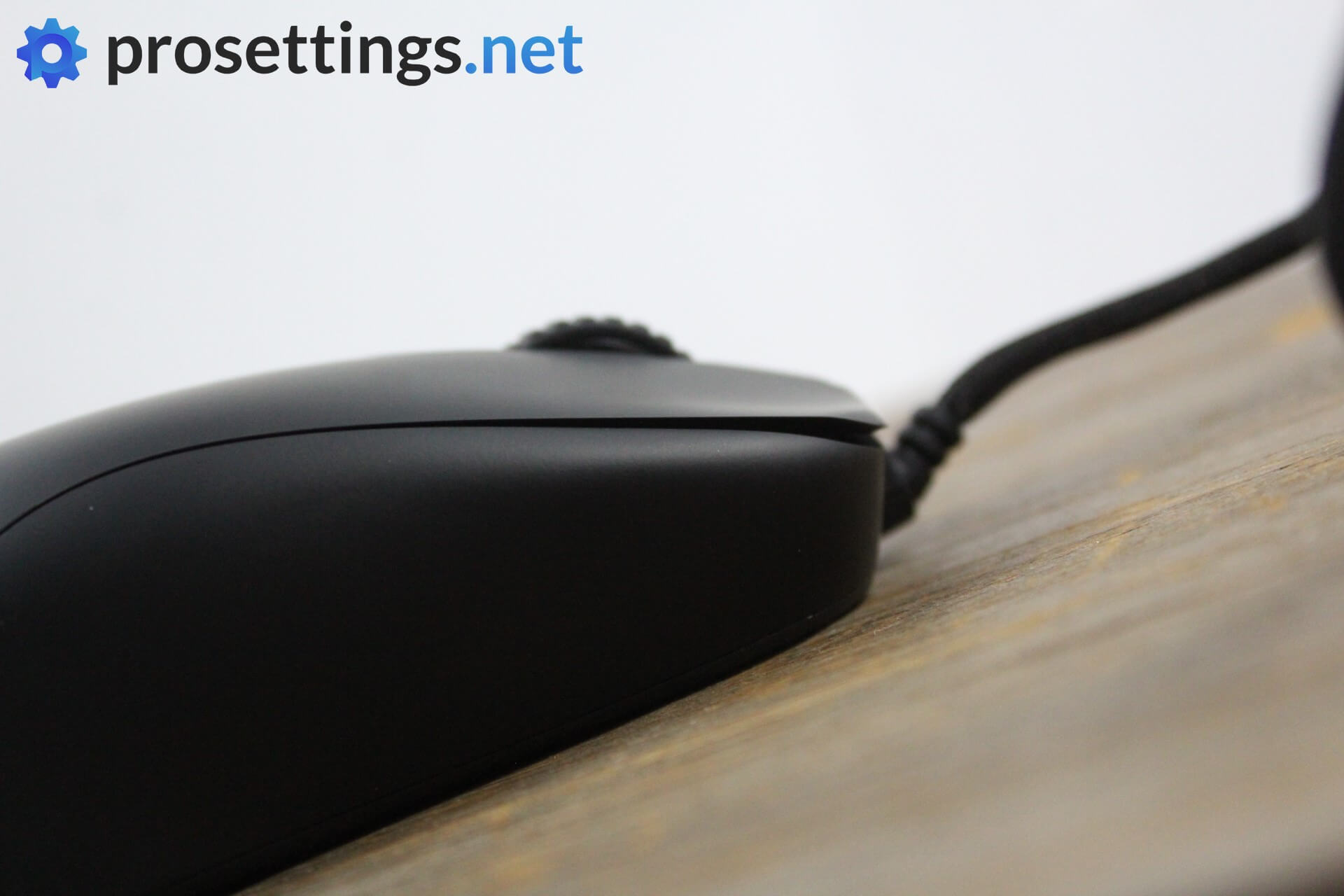 Zowie S2-C Review Buttons and Scroll
