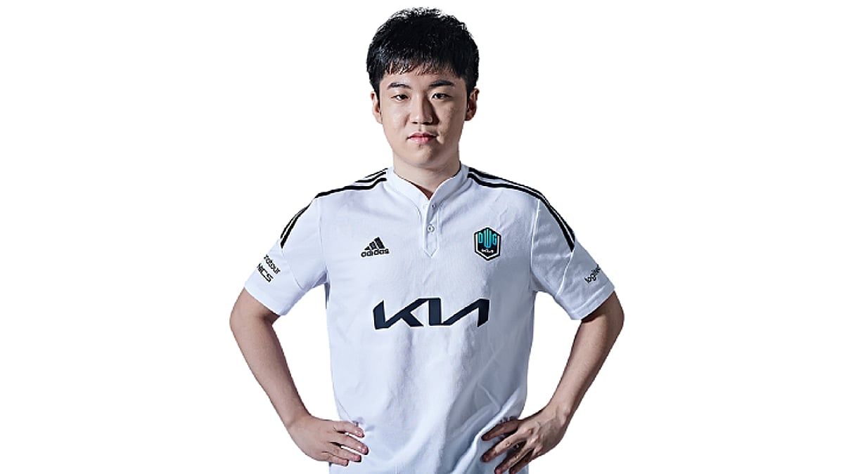 iNTRO portrait
