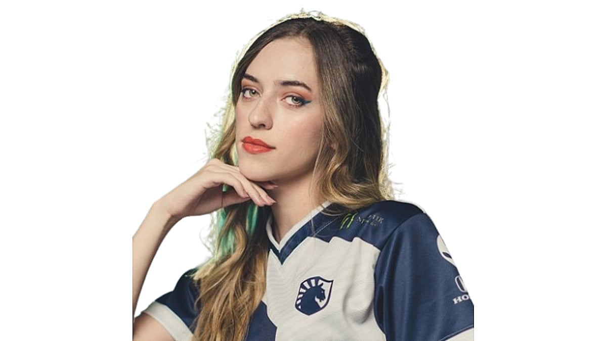 joojina portrait