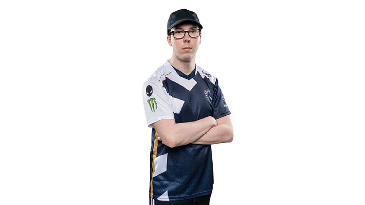 L1NK portrait