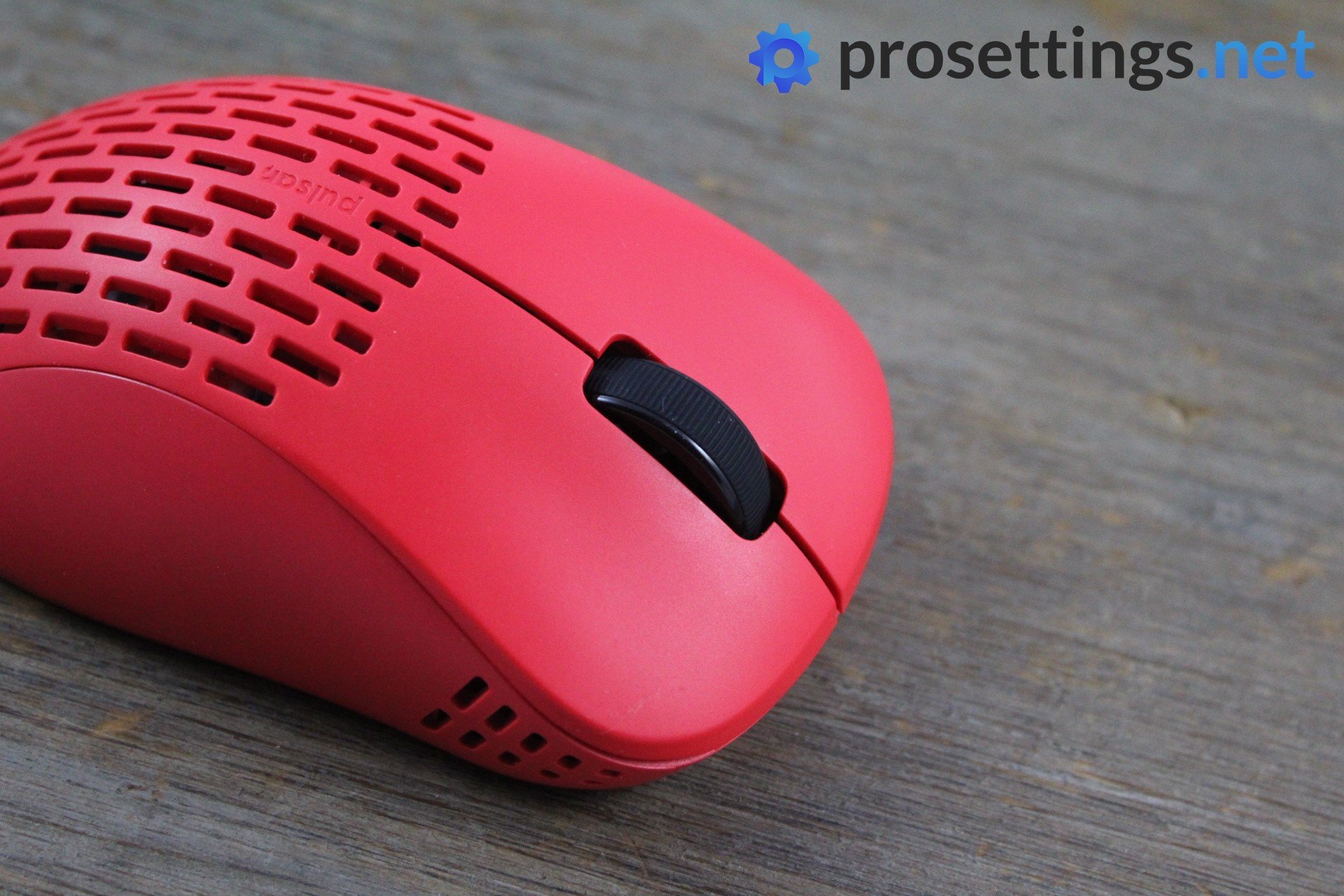 Pulsar Xlite V2 Wireless Review Sideview
