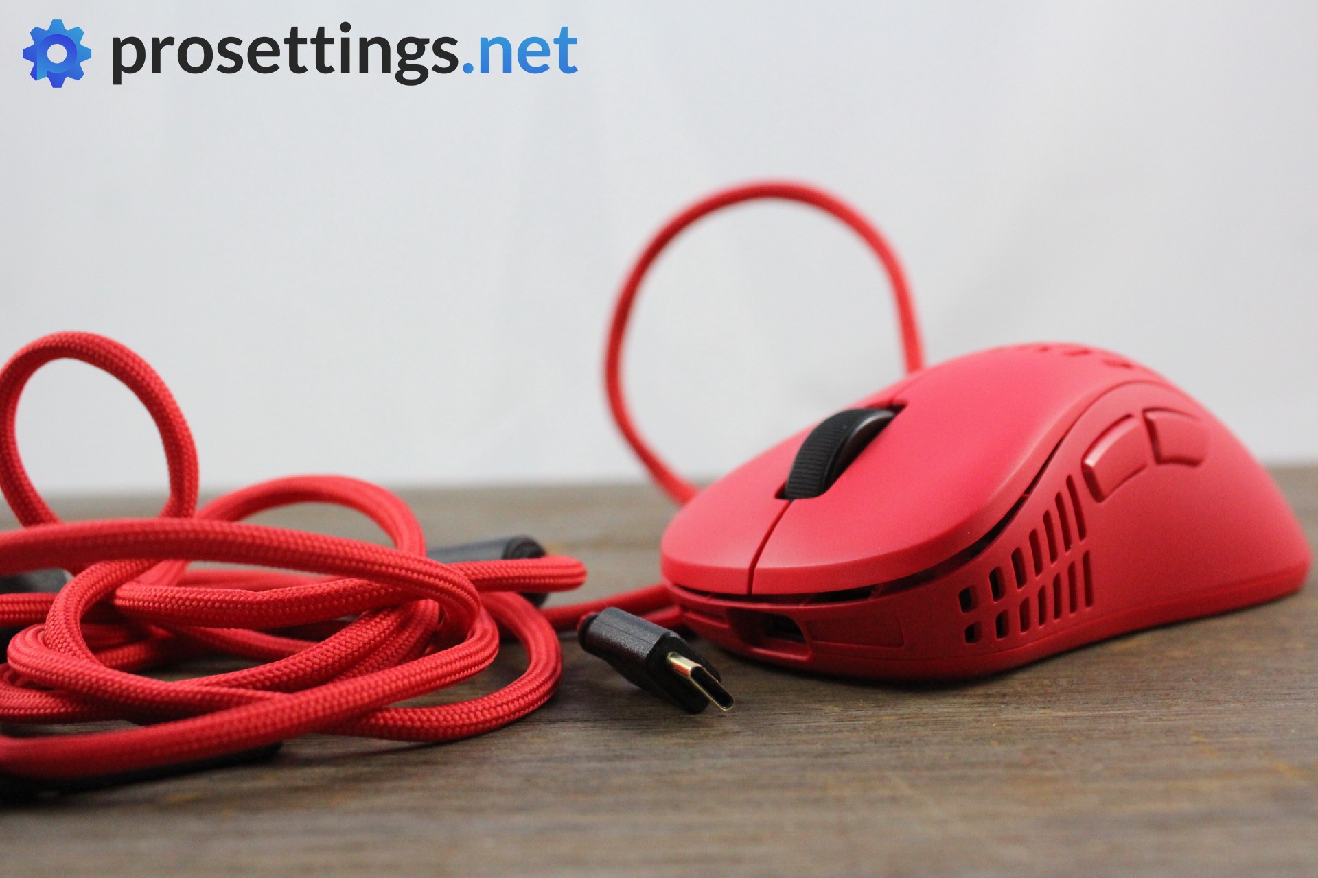 Pulsar Xlite V2 Wireless Review Cable
