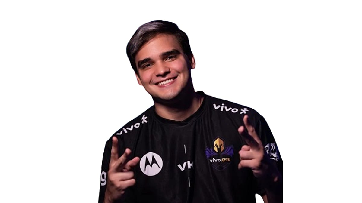 XAROLA portrait