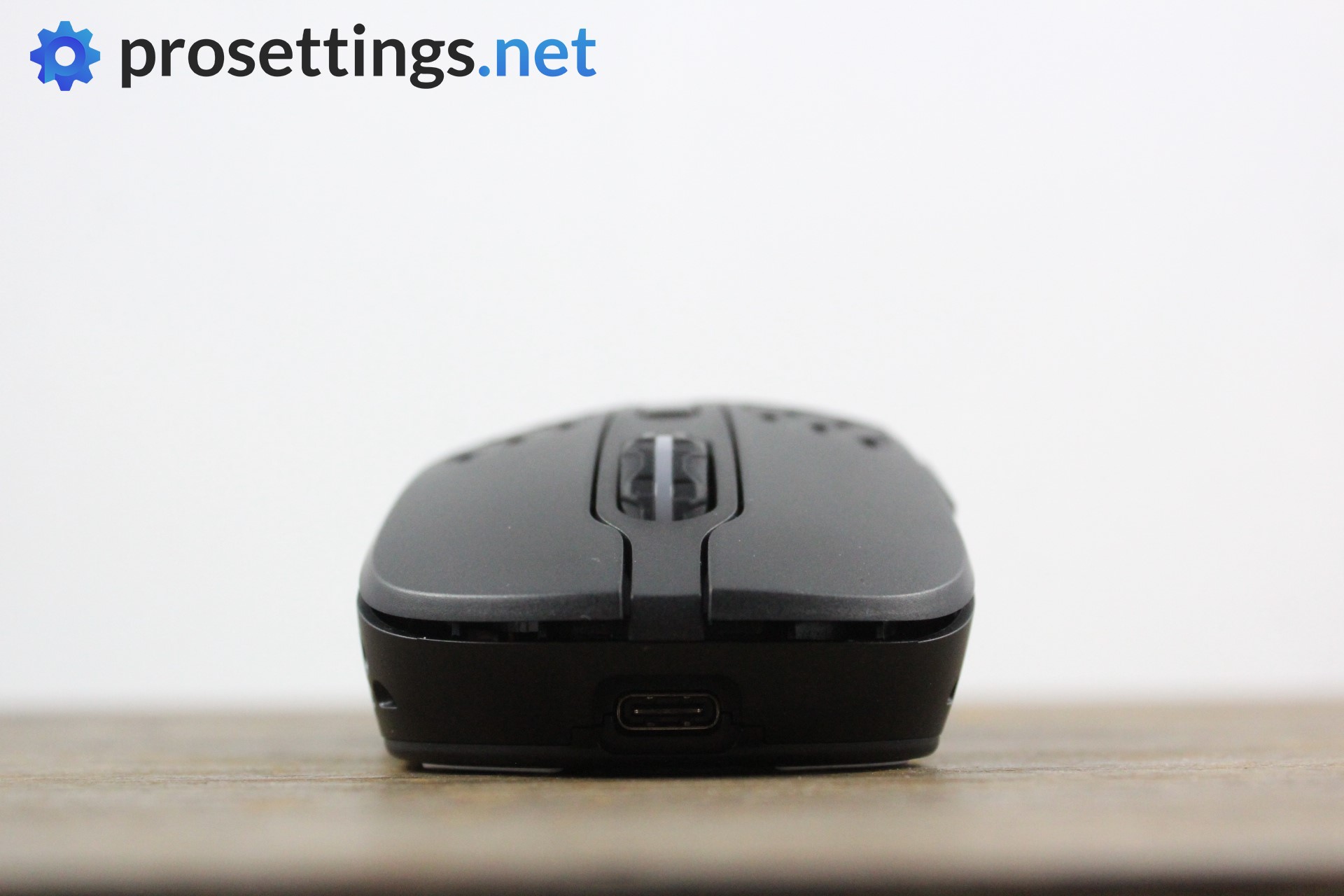 Xtrfy M4 Wireless Review Front View