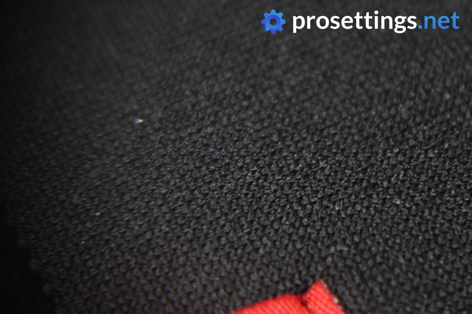 ZOWIE G-SR II Review - Closeup of Surface